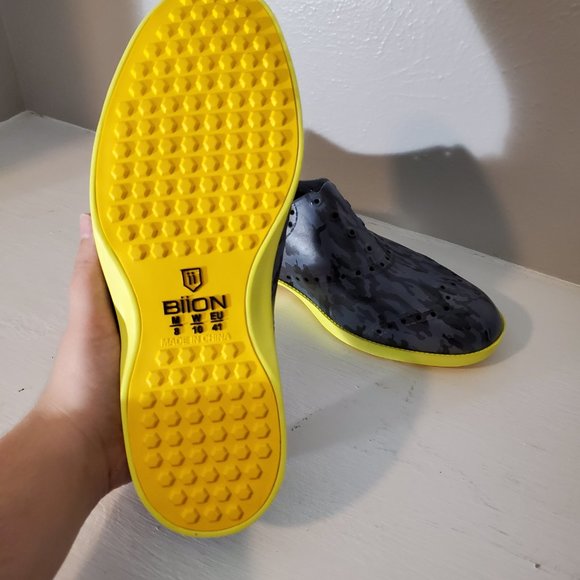 Unisex Biion Camo Black shoe - Size 8 for Men and Size 10 for women - Picture 3 of 3